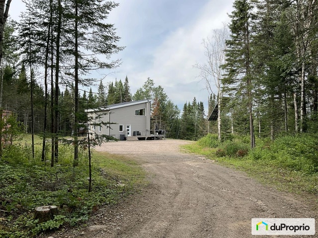 $398,999 - Cottage for sale in St-Andre-Du-Lac-St-Jean — photo 3