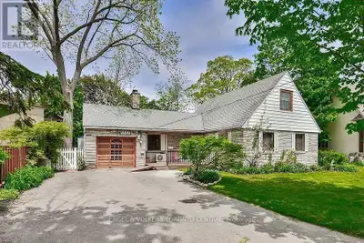 1327 MINEOLA GARDENS Mississauga (Mineola), Ontario