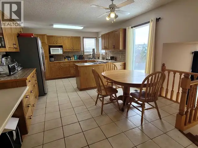 7110 99A Street Peace River, Alberta in Houses for Sale in Grande Prairie - Image 11