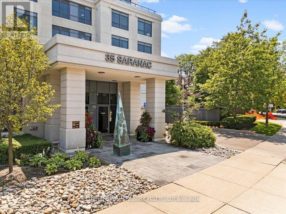 409 - 35 SARANAC BOULEVARD Toronto (Englemount-Lawrence), Ontari 2