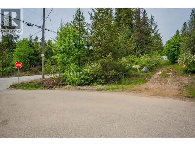 1682 Circle Road Castlegar, British Columbia in Land for Sale in Nelson - Image 6