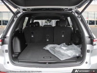 This Jeep Grand Cherokee boasts a Regular Unleaded V-6 3.6 L/220 engine powering this Automatic tran... (image 6)