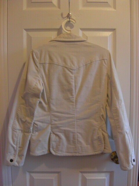 GAP STRETCH Jacket. Size 6. Only $35 OBO. BRAND NEW. in Kids & Youth in Mississauga / Peel Region - Image 4