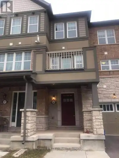 3075 MISTLETOE GARDENS Oakville (GO Glenorchy), Ontario