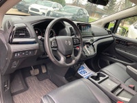 Honda Sensing. Remote Start. Heated Steering. Cooled Seats. SiriusXM. Bluetooth. Apple CarPlay. Back... (image 8)