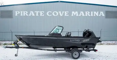 2026 Lund 1650 Angler Sport – PC2177 – Black The full windshield 1650 Angler Sport is one of Lund's...