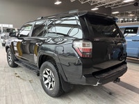 Four Wheel Drive,Tow Hitch,Conventional Spare Tire,Tires - Front All-Season,Premium Synthetic Seats,... (image 8)