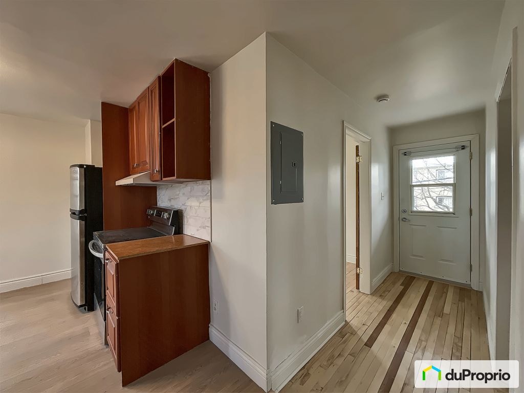 $445,900 - Duplex for sale in Sherbrooke (Fleurimont) — photo 3