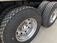 LOW HRS!! 2009 Kenworth T800 Tandem Winch Truck KMS: 545,942 HRS: 12,938 Work order include Complete... (image 8)