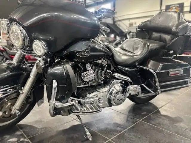 2008 Harley-Davidson Electra Glide Ultra Classic in Street, Cruisers & Choppers in Sudbury - Image 14