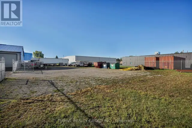 331 NEPTUNE CRESCENT London East (East J), Ontario in Commercial & Office Space for Rent in London - Image 37