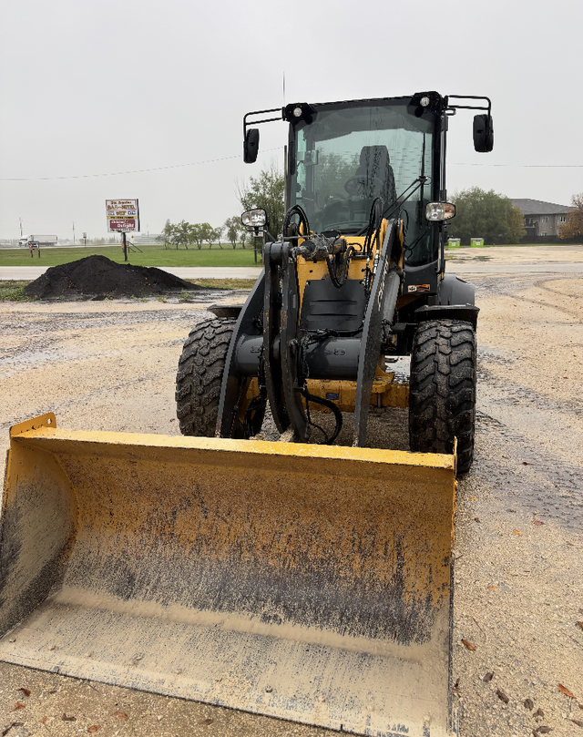 2021 John Deere 324L Compact Loader | Heavy Equipment | Winnipeg | Free ...