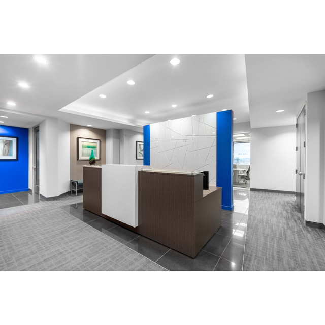 All-inclusive access to professional office space for 15 persons in Commercial & Office Space for Rent in City of Toronto - Image 3