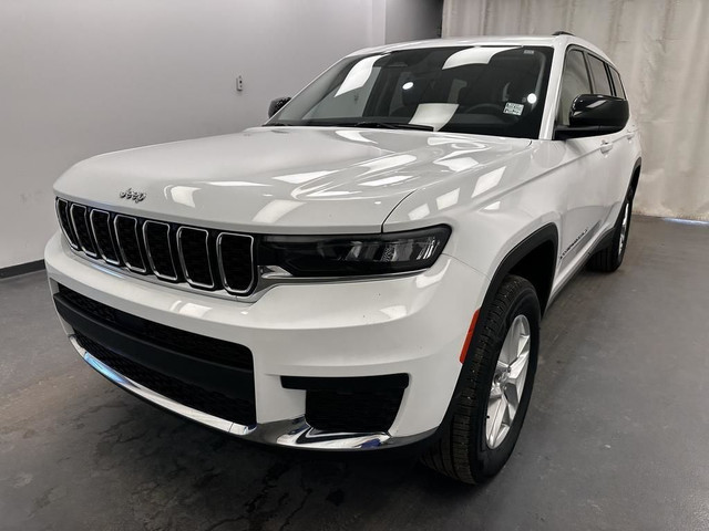 2023 Jeep Grand Cherokee L Laredo Adaptive Cruise - Blind Spo... in Cars & Trucks in Lethbridge