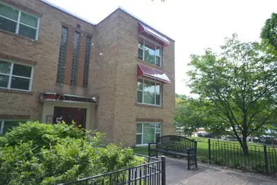 TEXT OR CALL WITNEY TO BOOK A VIEWING: 204-330-3990 *Does not come furnished* Come view this beautif...