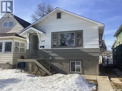 Great investment/ or first time home buyer to help with mortgage. Solid, clean, well kept home west...