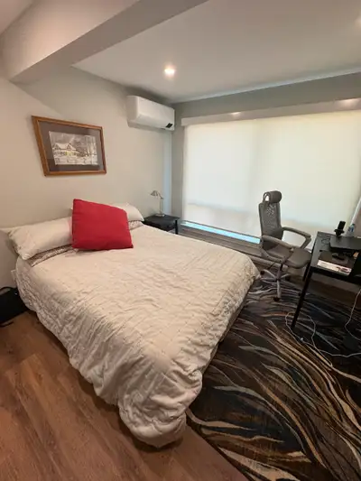 Furnished Room in shared home near UNB