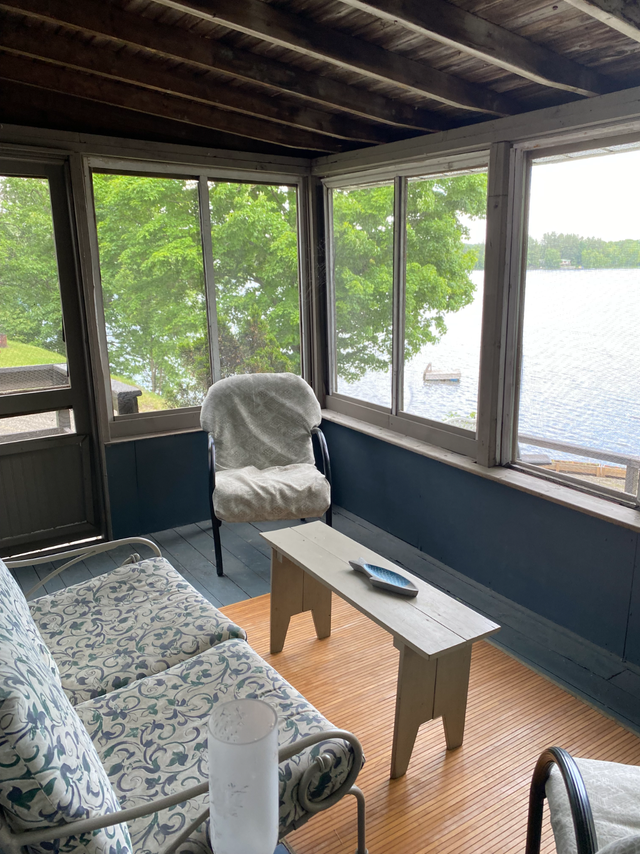 Peace and Tranquility on Lyndhurst Lake -Waterfront Cottages in Ontario in Canada - Image 6