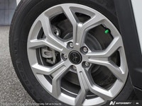 This Jeep Compass boasts a Intercooled Turbo Regular Unleaded I-4 2.0 L/122 engine powering this Aut... (image 8)