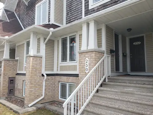 Bright 2-Bed, 2.5-Bath Condo For Rent – Chapman Mills (Barrhaven) - Available: Early to Mid-December...