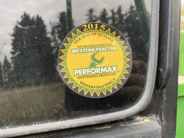 1993 John Deere 4WD Tractor 8770 in Farming Equipment in Edmonton - Image 30