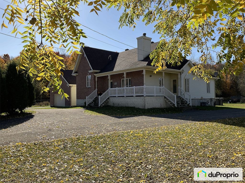 $974,900 - Acreage / Hobby Farm / Ranch for sale in Mirabel — photo 3