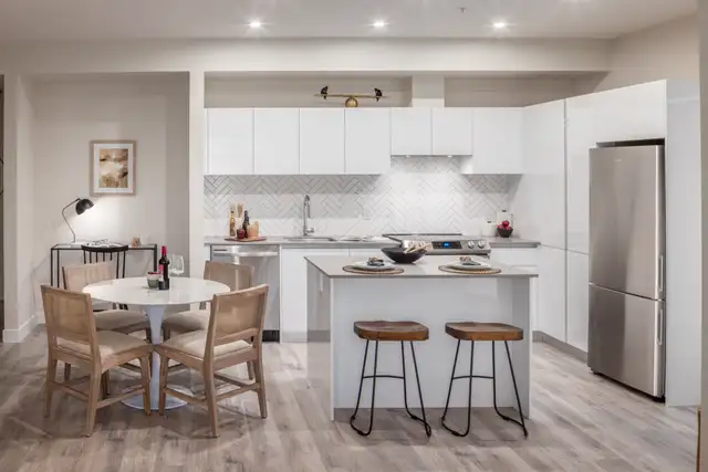 Parksville 2 Bedroom, 2 Bath Apartment for Rent: in Long Term Rentals in Parksville / Qualicum Beach - Image 9