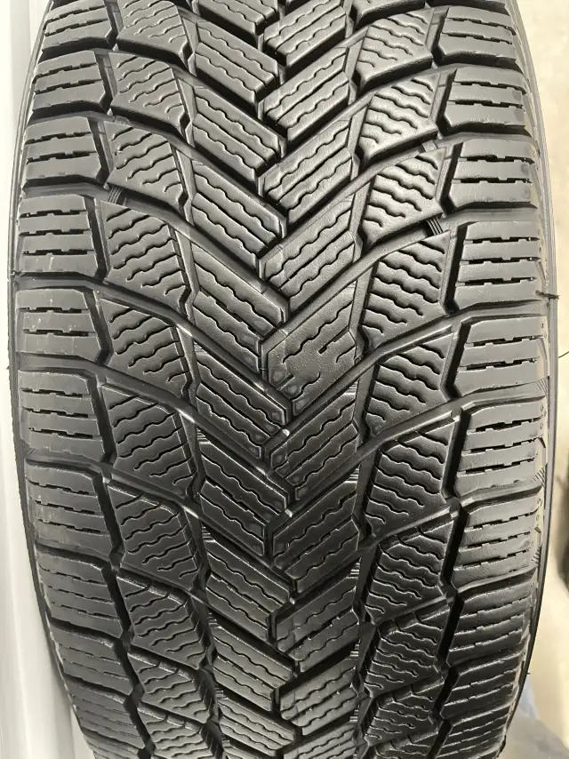 Pair2️⃣:  235/65 R17 108T  XL  Michelin X-Ice Snow SUV. in Tires & Rims in Mississauga / Peel Region - Image 9
