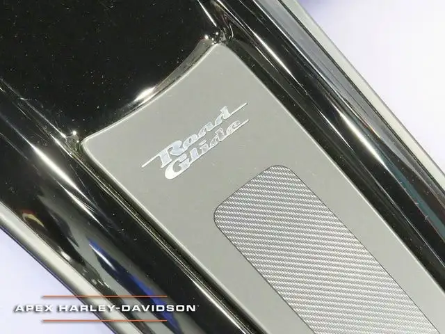 2025 Harley-Davidson FLTRX - Road Glide in Sport Touring in Cambridge - Image 17