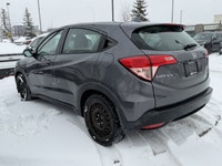 Crowfoot Hyundai, AMVIC Licensed Dealer Mileage 160,723 km Zip around Calgary and conquer your daily... (image 8)