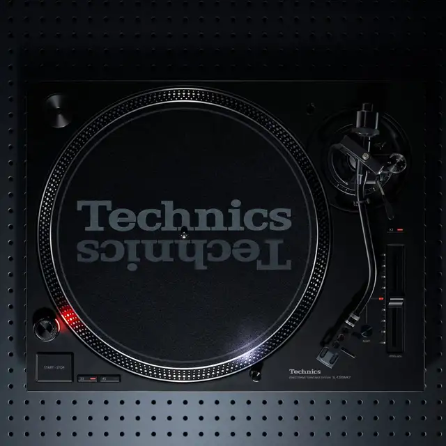 Technics  SL-1200 MK7 Black Brand New Authorized Dealer Warranty in Performance & DJ Equipment in Hamilton - Image 6