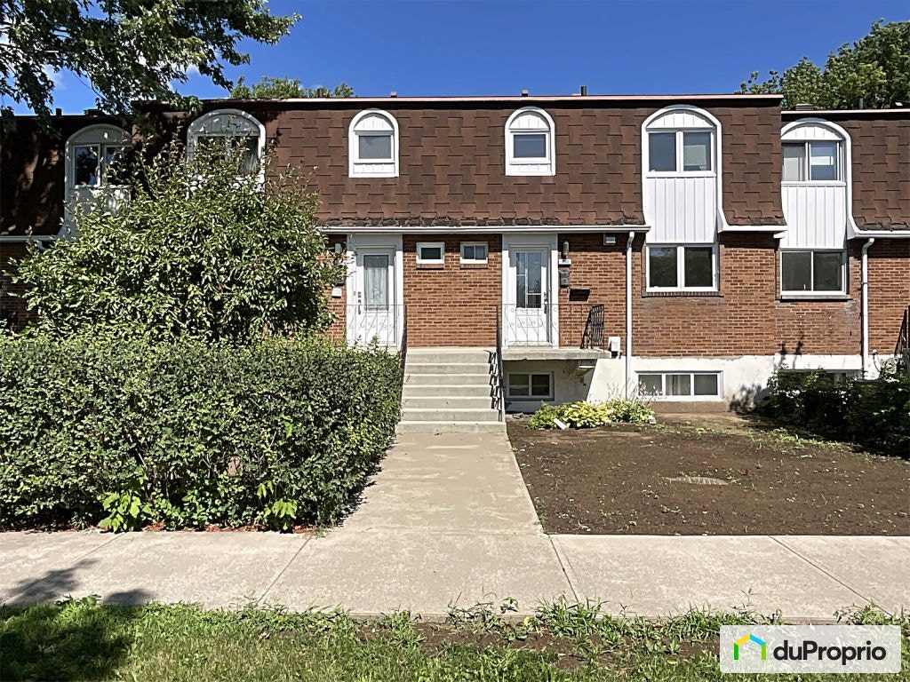 $399,900 - Townhouse in Pointe-Aux-Trembles / East Montreal — photo 2
