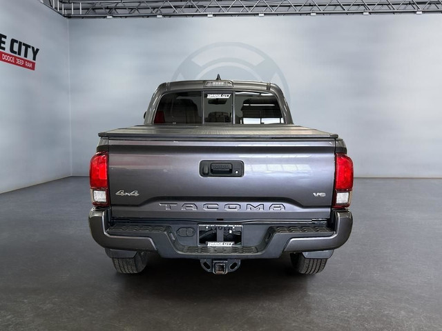 2021 Toyota Tacoma 3.5L V6 - Automatic - SR5 Pkg - Long Box -... in Cars & Trucks in Lethbridge - Image 4