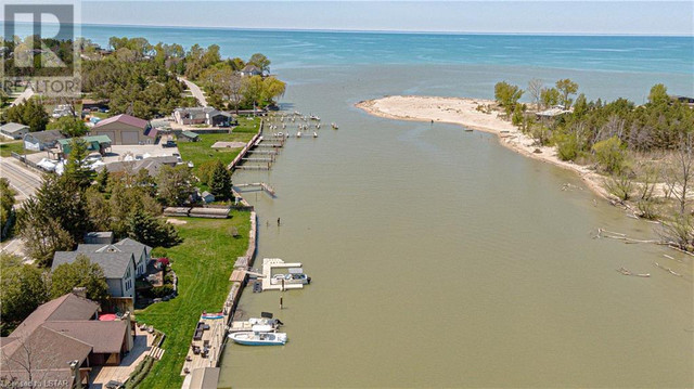 7474 RIVERSIDE Drive Port Franks, Ontario in Houses for Sale in Grand Bend - Image 3