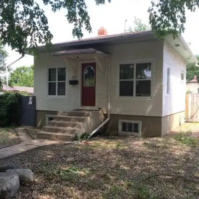 STATUS: AVAILABLE Cozy, Unique Full Home — Available Immediately This charming and compact home in W...