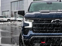 Duramax | Leather Bucket Heated Seats | Bose Audio | Heated Steering Wheel | Multi-flex Tailgate | R... (image 4)