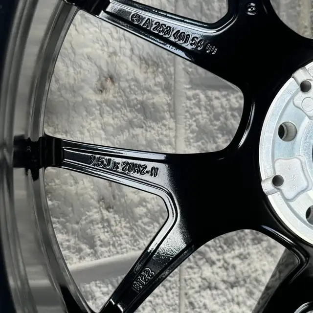 (98%) 4x MB GLC 43 AMG 20" OEM Winter Wheels Package in Tires & Rims in City of Toronto - Image 8