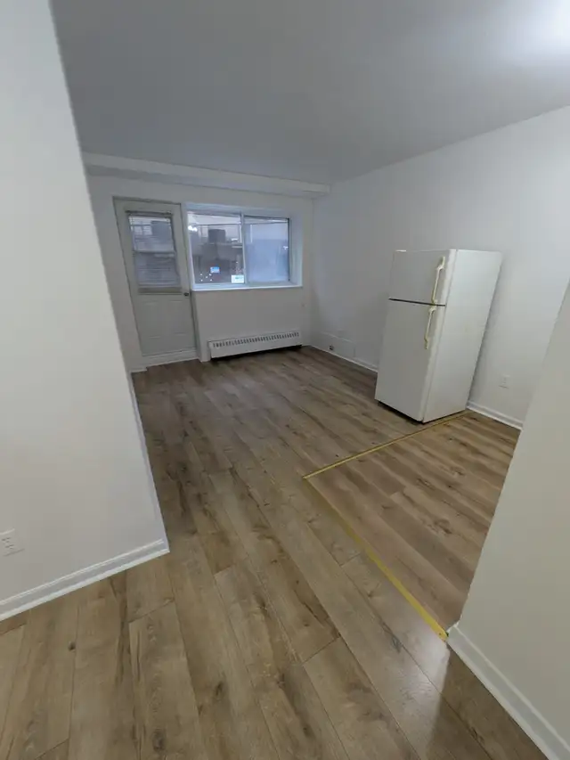 2 1/2 Chauffé, 3 minutes du métro Henri-Bourassa