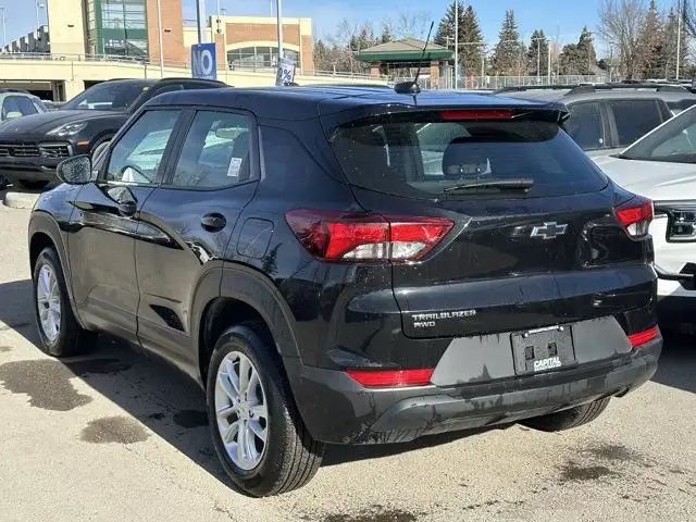2025 Chevrolet Trailblazer LS in Cars & Trucks in Calgary - Image 5