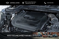 *English below* *Français:* Cette polyvalente MINI COOPER 5 Door se présente dans une superbe robe M... (image 8)