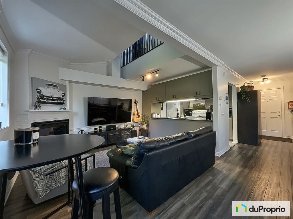 $359,900 - Condominium for sale in St-Jérôme (St-Jérôme) — photo 2
