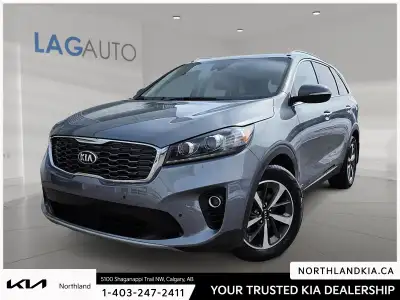 2020 Kia Sorento EX Odometer is 40176 kilometers below market average! Ready for anything, from the...