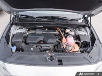 The advertised vehicle price is based on a promotional finance offer. Customers who purchase the veh... (image 7)