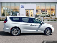 Designed to elevate every family journey, this 2023 Chrysler Pacifica Touring L is the ultimate mini... (image 5)