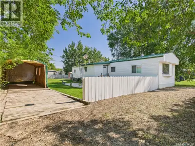 Welcome to this beautifully maintained 2-bedroom, 1-bath mobile home in Eastview Trailer Park! Brigh...