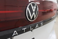 XXXAtlas SEL Premium R-Line ... Engine: Intercooled Turbo Regular Unleaded I-4 2.0 L/121 Other Equip... (image 7)