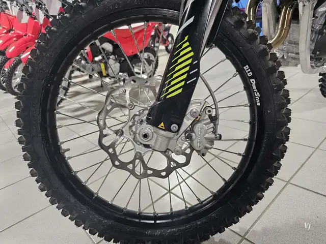 2026 Triumph TF250-X MOTOCROSS in Dirt Bikes & Motocross in Grande Prairie - Image 9