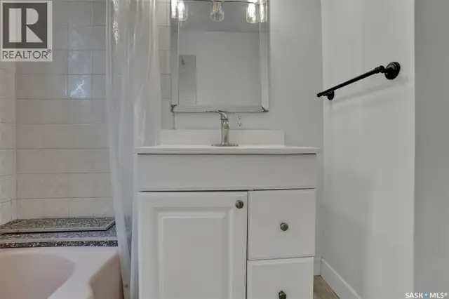 26 SCOTT STREET Regina, Saskatchewan in Houses for Sale in Regina - Image 17