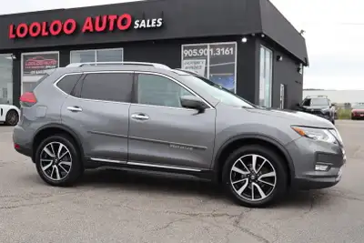 CLEAN CARFAX ACCIDENT FREE WELL MAINTAINED AWD Experience The Perfect Blend of Style And Performance...
