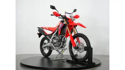 One of the most popular Dual Sports on the market the 300L ticks all the right boxes. The bike featu...